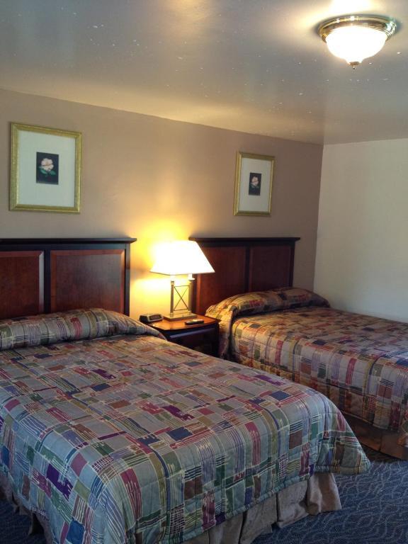 Ridge Top Motel - مدينة كليرمونت الغرفة الصورة
